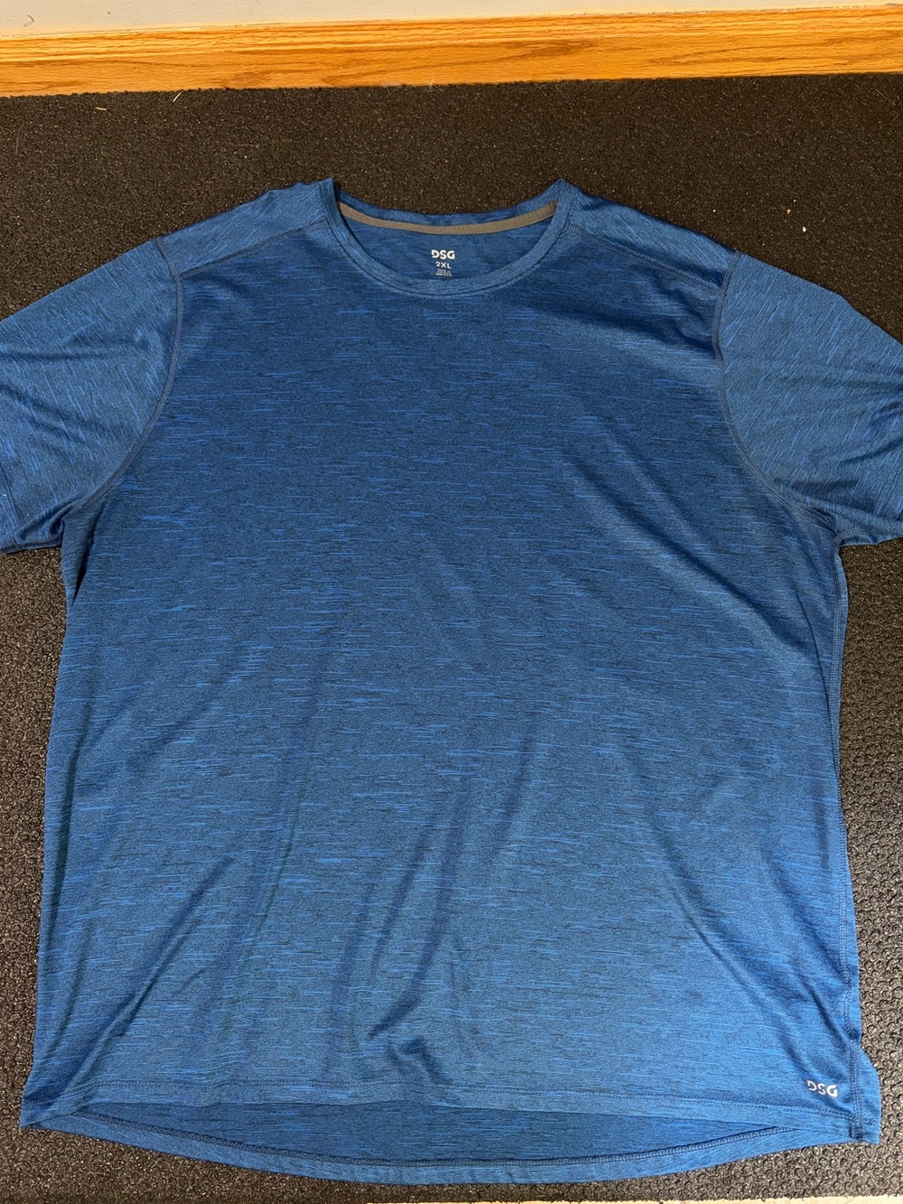 DSG Men’s Heathered Blue Short Sleeve Performance Tee